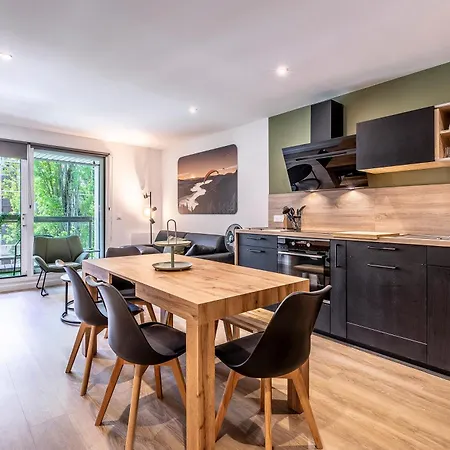 Appartement Moderne Au Coeur D'Annecy - A Deux Pas Du Lac Et De La Vieille Ville Exterior photo